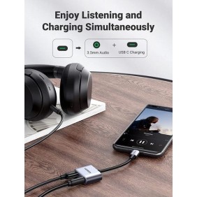 UGREEN 2-in-1 USB C to 3.5mm Headphone & USB-C Charging Port - CM231 60164